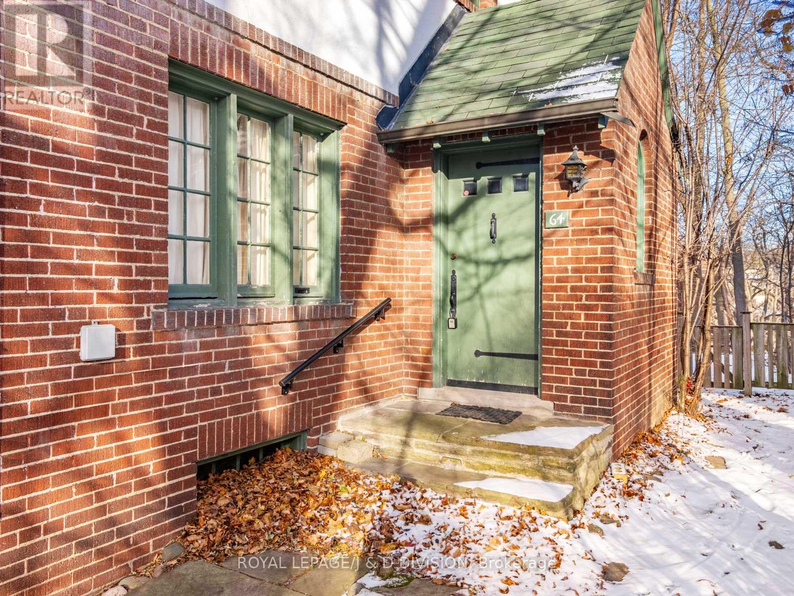 64 Heathdale Road, Toronto, Ontario M6C 1M8 - Photo 25 - C13002716