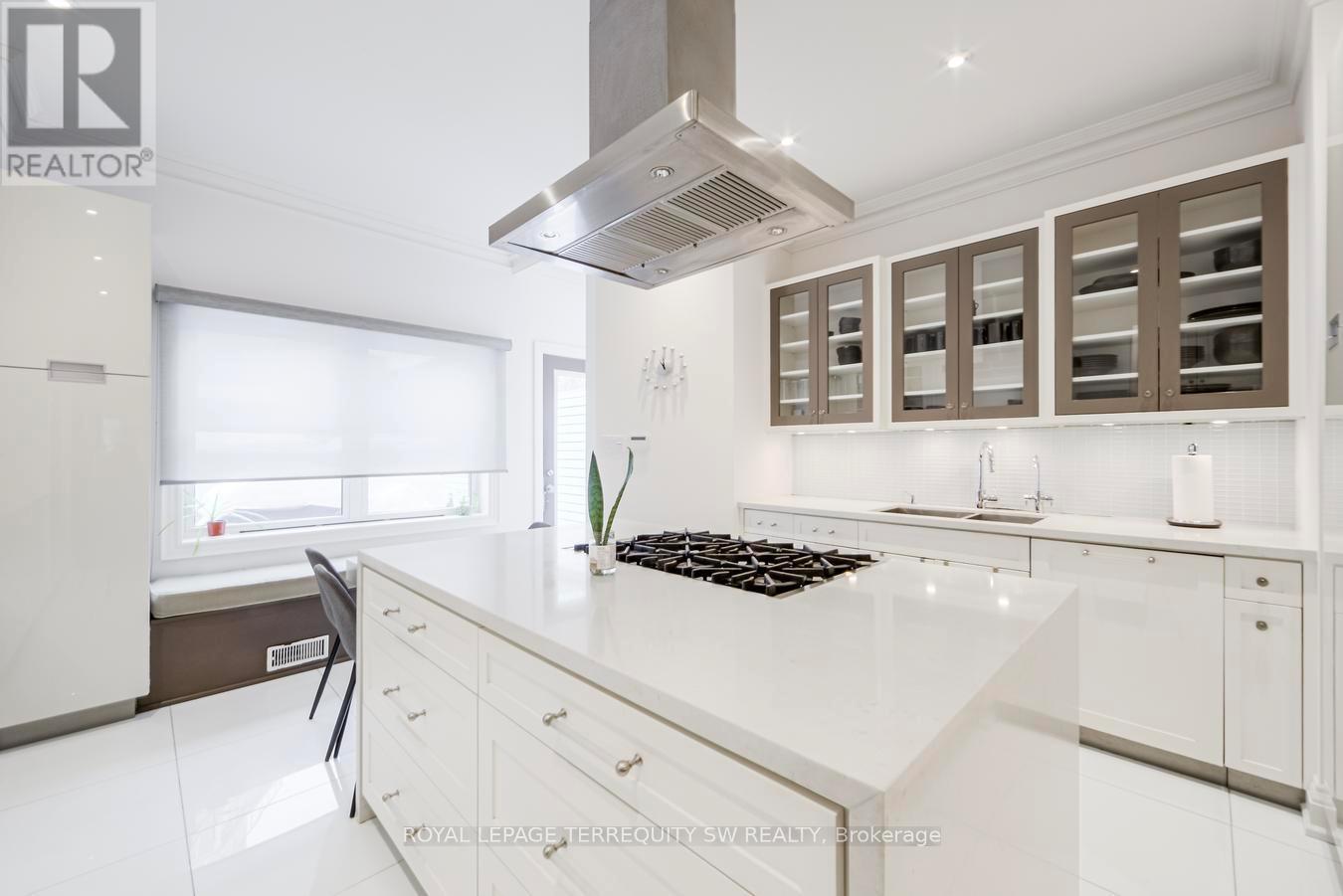 190 Bedford Road, Toronto, Ontario  M5R 2K9 - Photo 12 - C13002732