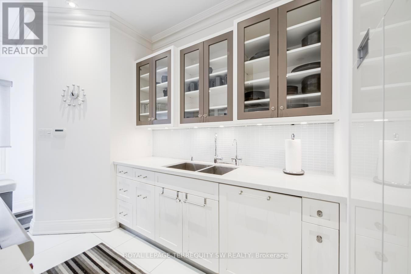 190 Bedford Road, Toronto, Ontario  M5R 2K9 - Photo 13 - C13002732