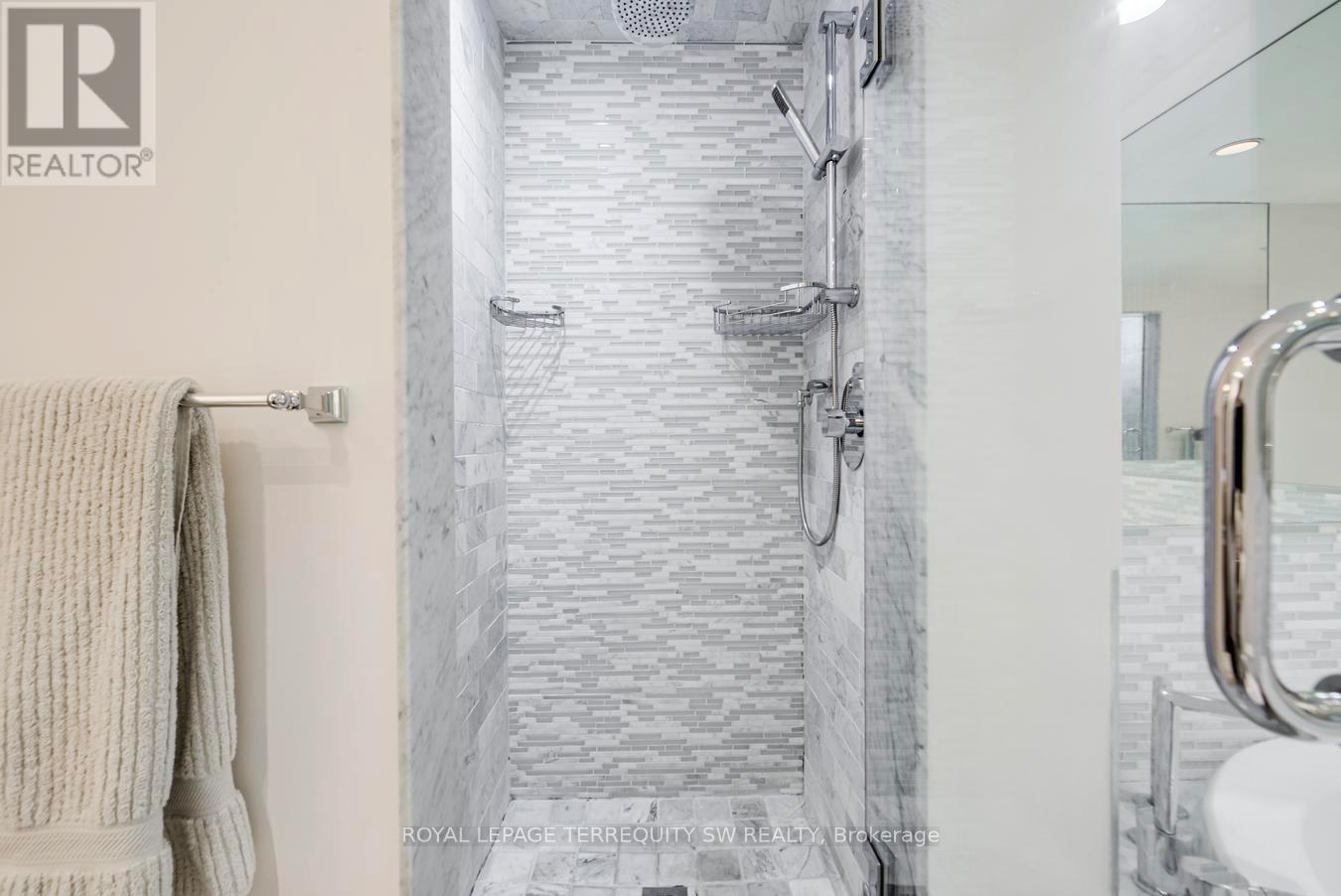 190 Bedford Road, Toronto, Ontario  M5R 2K9 - Photo 25 - C13002732