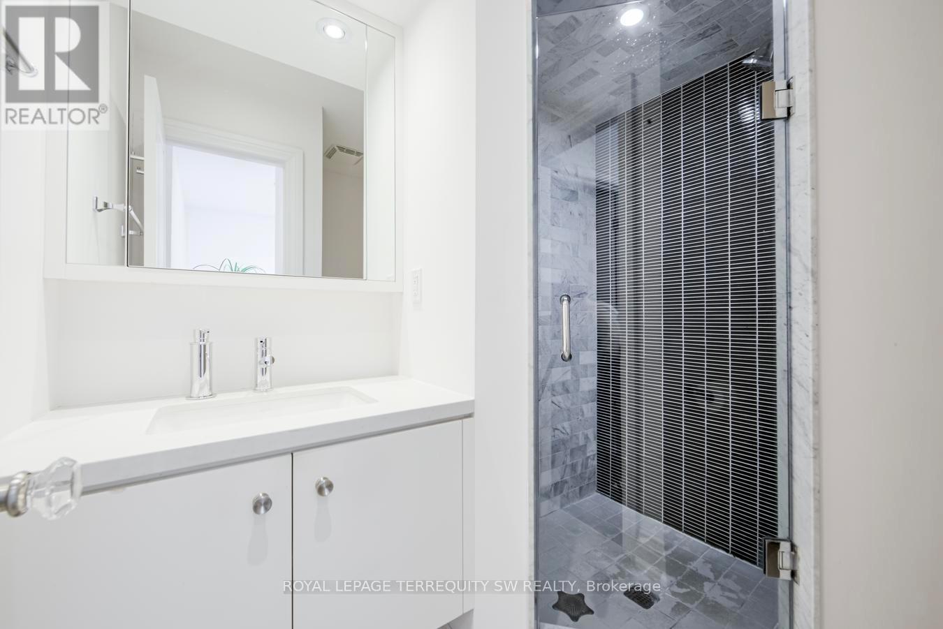 190 Bedford Road, Toronto, Ontario  M5R 2K9 - Photo 26 - C13002732