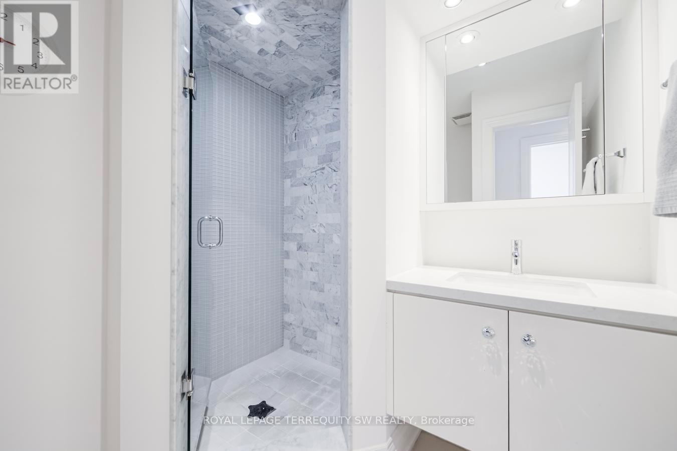 190 Bedford Road, Toronto, Ontario  M5R 2K9 - Photo 34 - C13002732