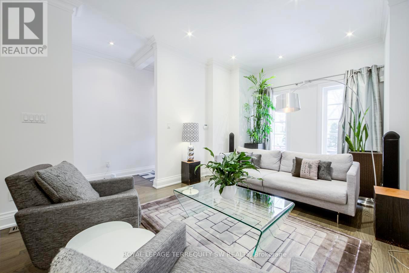 190 Bedford Road, Toronto, Ontario  M5R 2K9 - Photo 5 - C13002732