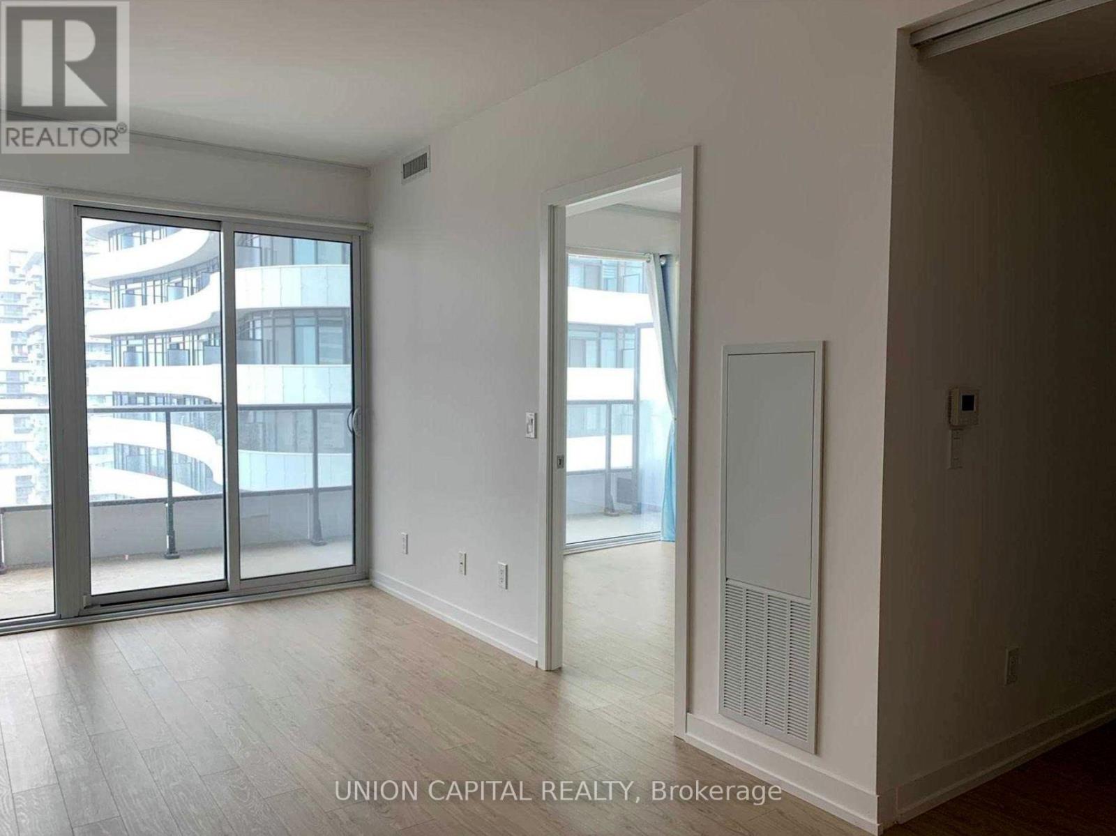 3918 - 85 Wood Street, Toronto, Ontario  M4Y 0E8 - Photo 6 - C13002766