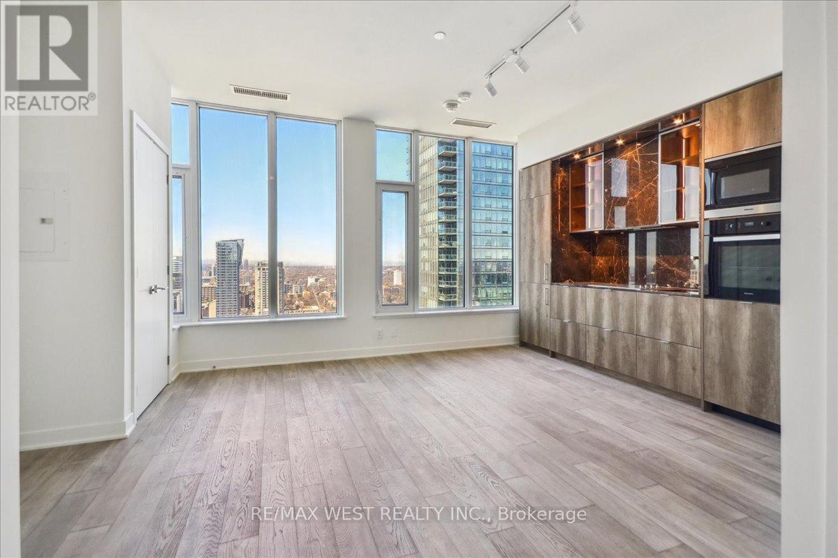 Unknown Address, , - Photo 2 - C13002814