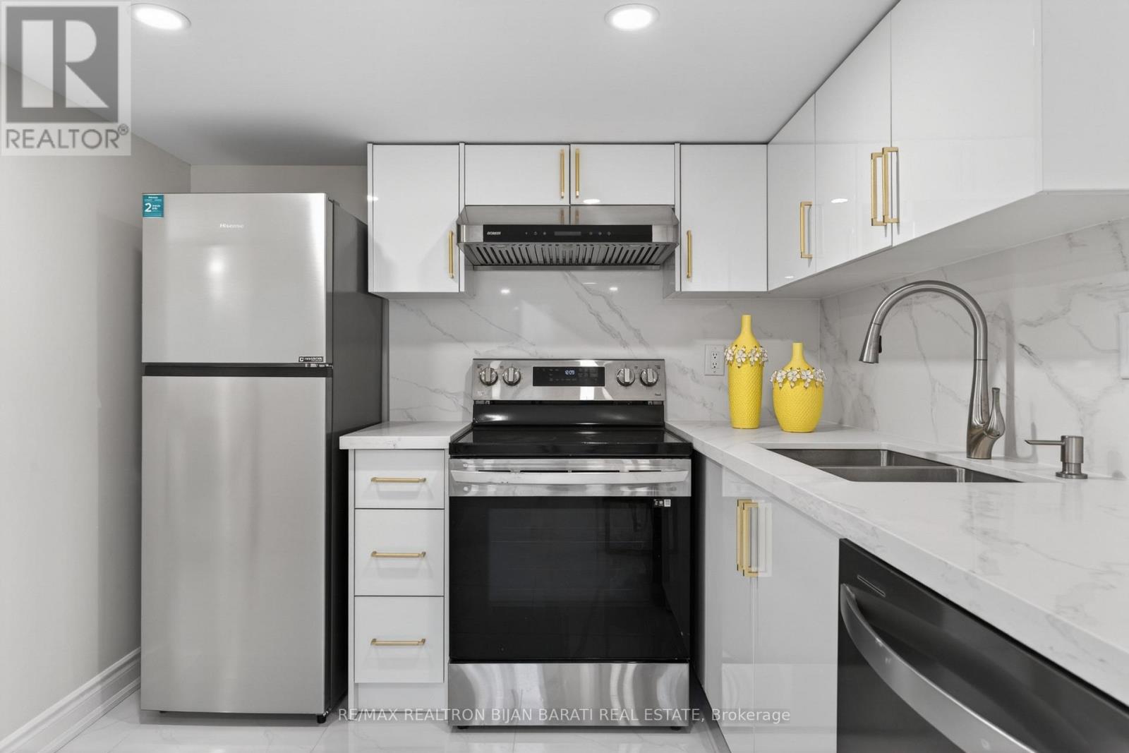 1 Wanless Crescent, Toronto, Ontario  M4N 3B6 - Photo 35 - C13002834