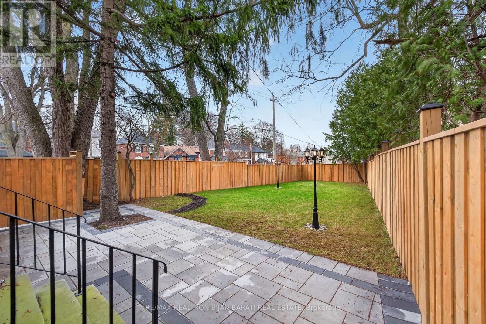 1 Wanless Crescent, Toronto, Ontario  M4N 3B6 - Photo 44 - C13002834