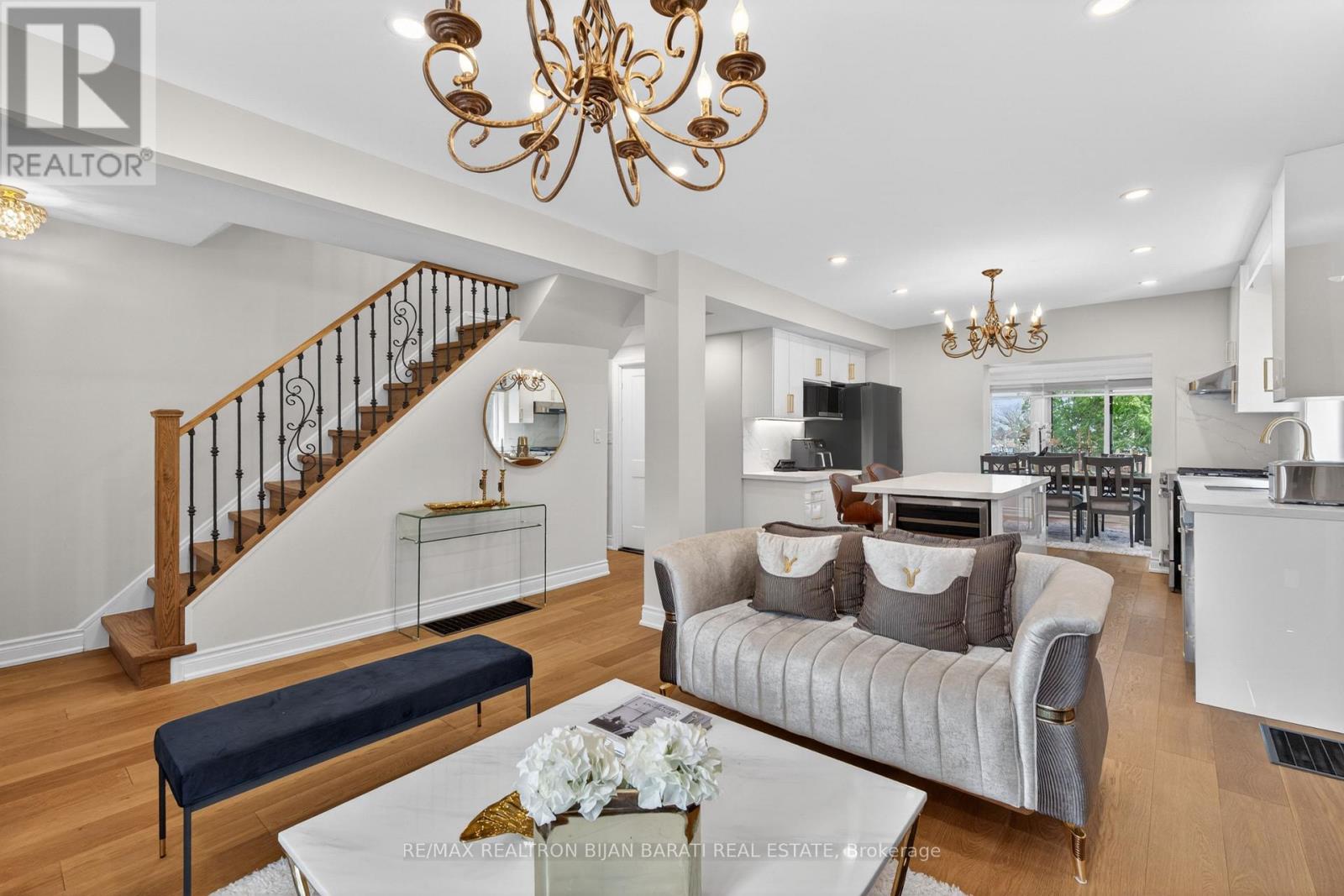 1 Wanless Crescent, Toronto, Ontario  M4N 3B6 - Photo 8 - C13002834