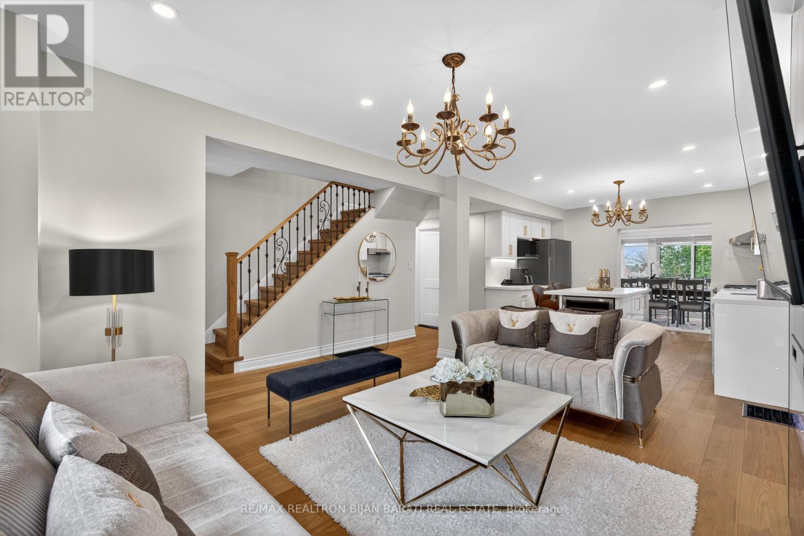 1 Wanless Crescent, Toronto, Ontario  M4N 3B6 - Photo 9 - C13002834