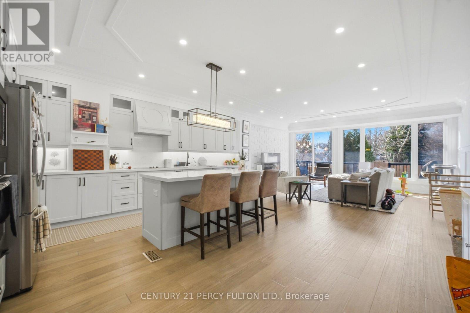 195 Danforth Road, Toronto, Ontario  M1L 3X1 - Photo 2 - E13002712