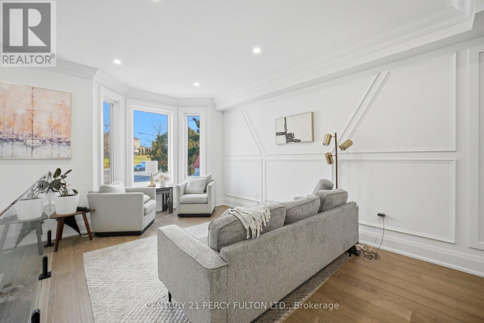 195 Danforth Road, Toronto, Ontario  M1L 3X1 - Photo 3 - E13002712