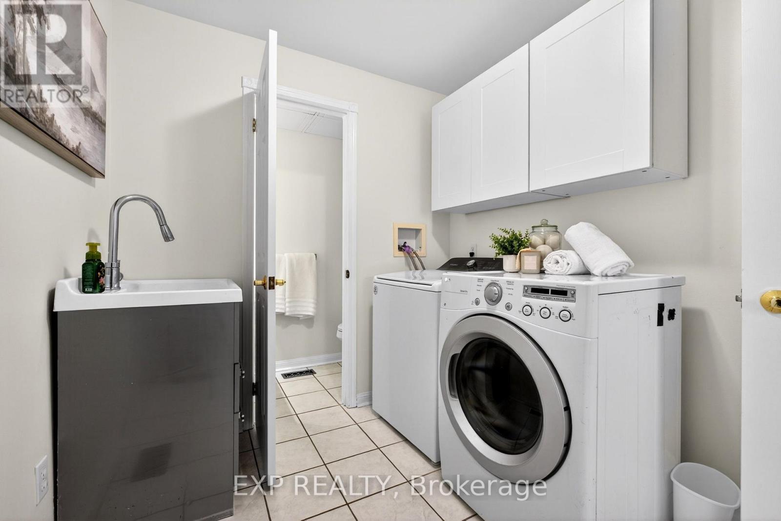 808 Greystone Court E, Oshawa, Ontario  L1K 2V1 - Photo 17 - E13002742