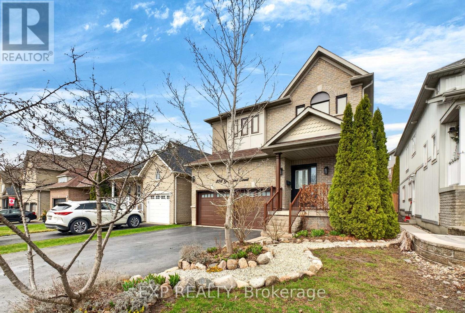 808 Greystone Court E, Oshawa, Ontario  L1K 2V1 - Photo 3 - E13002742