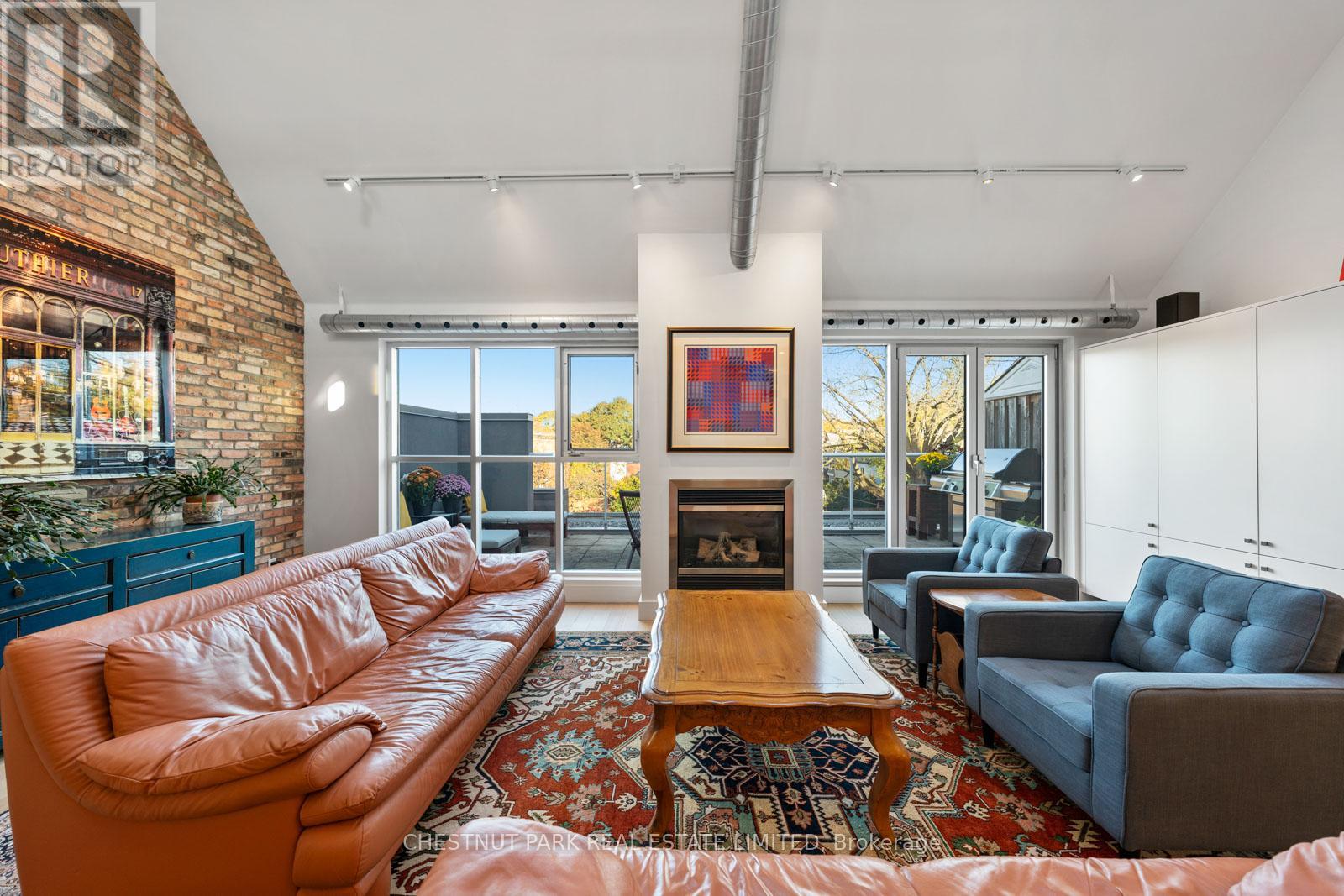 304 - 1852 Queen Street E, Toronto, Ontario  M4L 1H1 - Photo 10 - E13002776