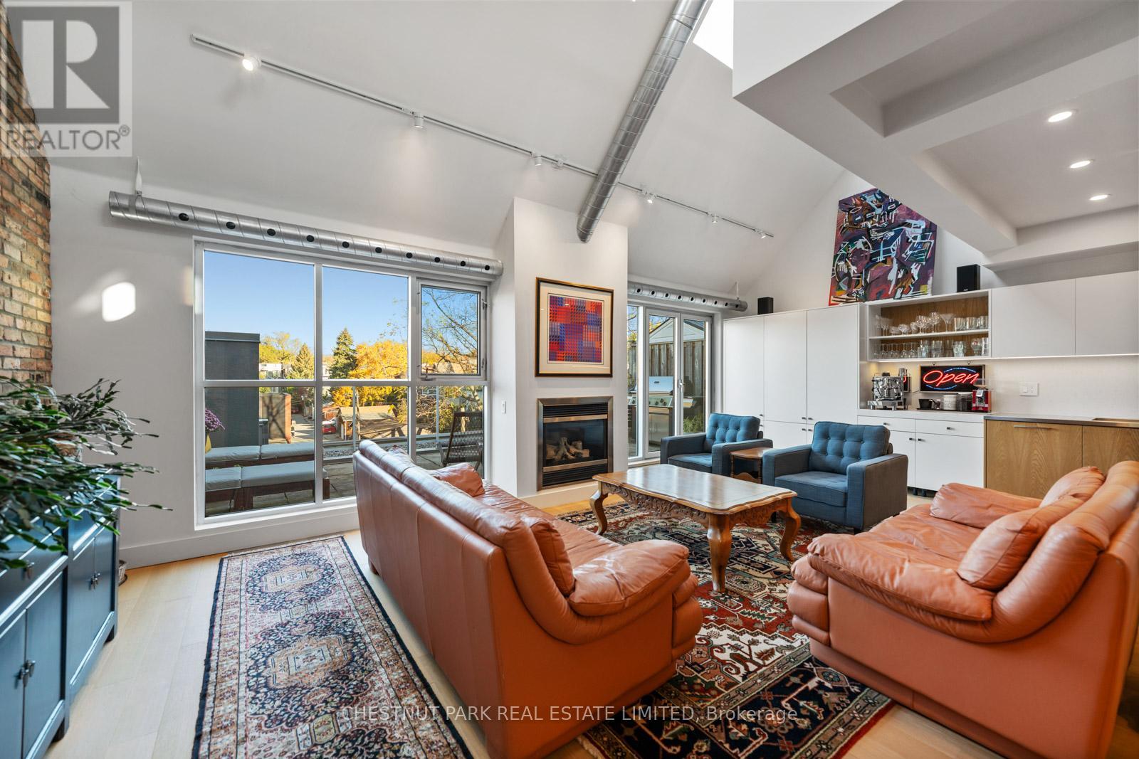 304 - 1852 Queen Street E, Toronto, Ontario  M4L 1H1 - Photo 11 - E13002776