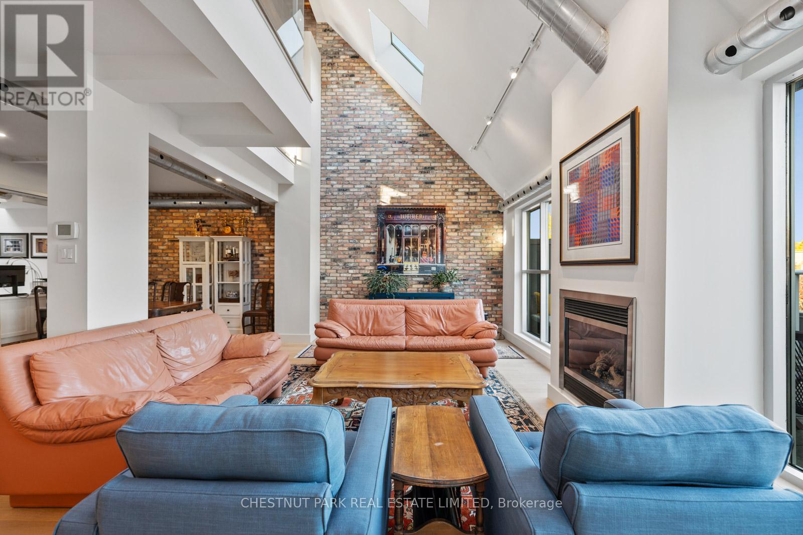 304 - 1852 Queen Street E, Toronto, Ontario  M4L 1H1 - Photo 15 - E13002776