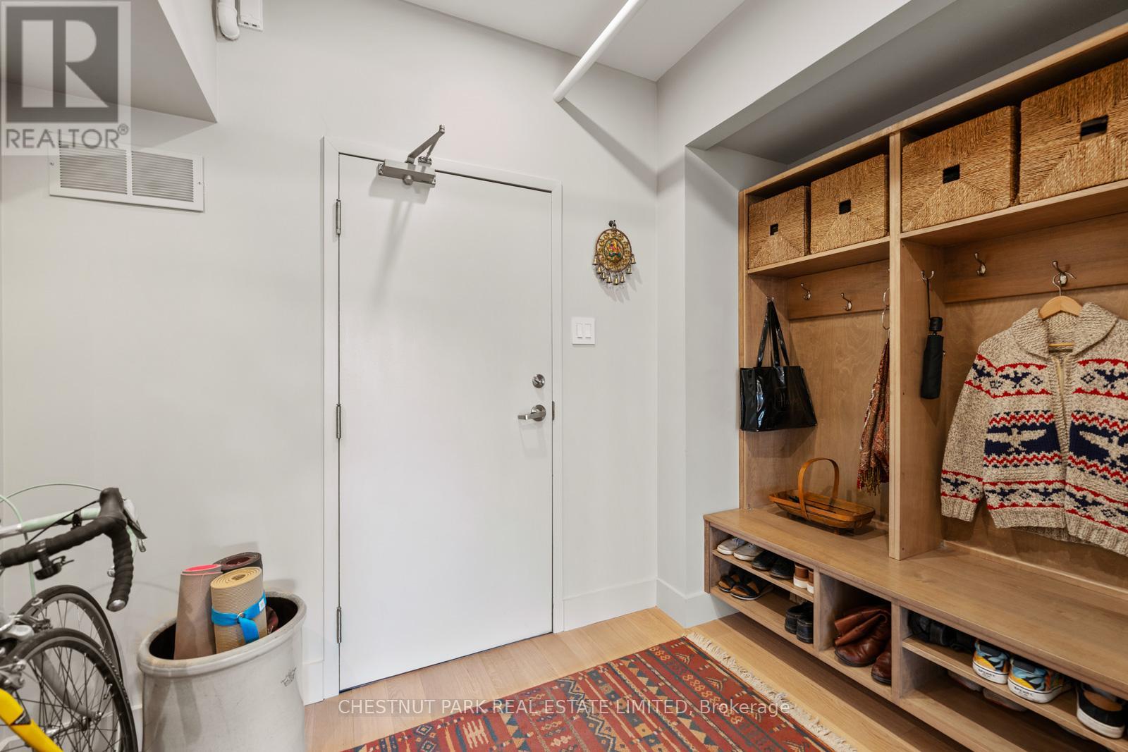 304 - 1852 Queen Street E, Toronto, Ontario  M4L 1H1 - Photo 3 - E13002776