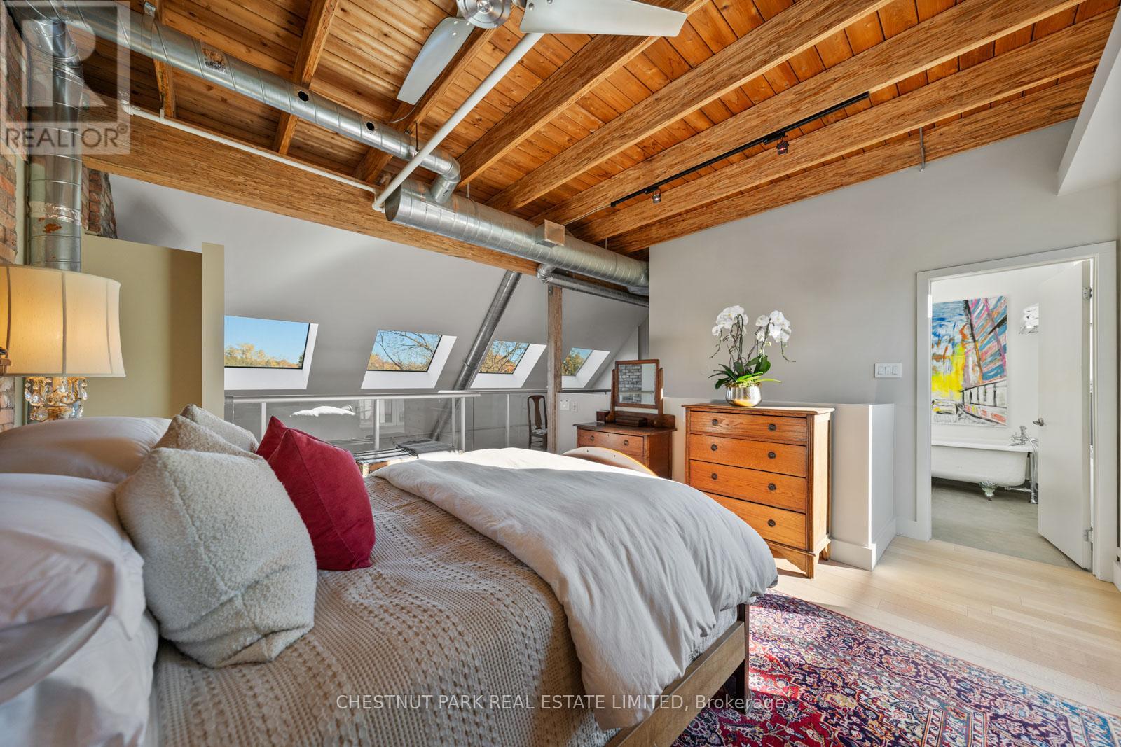 304 - 1852 Queen Street E, Toronto, Ontario  M4L 1H1 - Photo 33 - E13002776