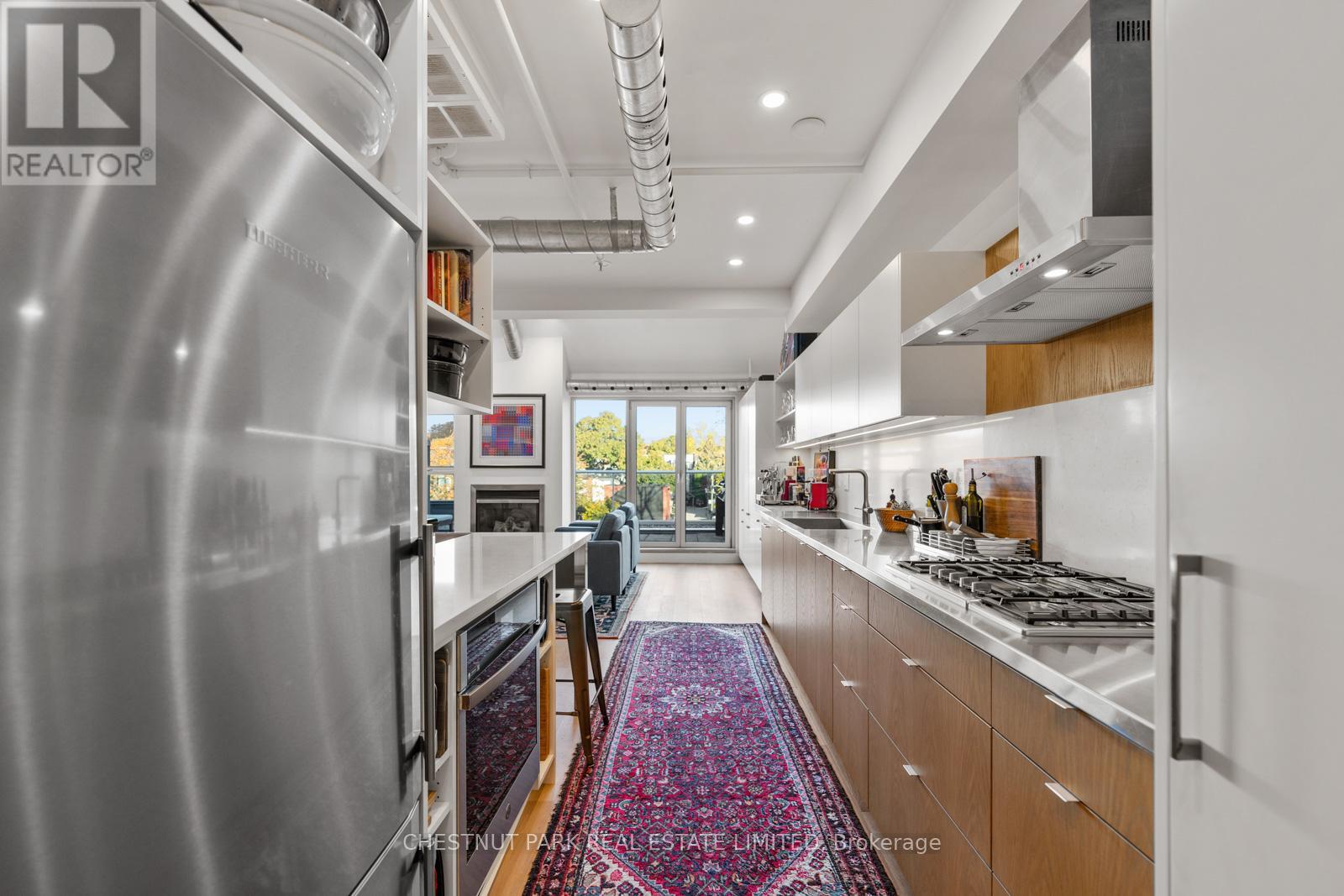 304 - 1852 Queen Street E, Toronto, Ontario  M4L 1H1 - Photo 5 - E13002776