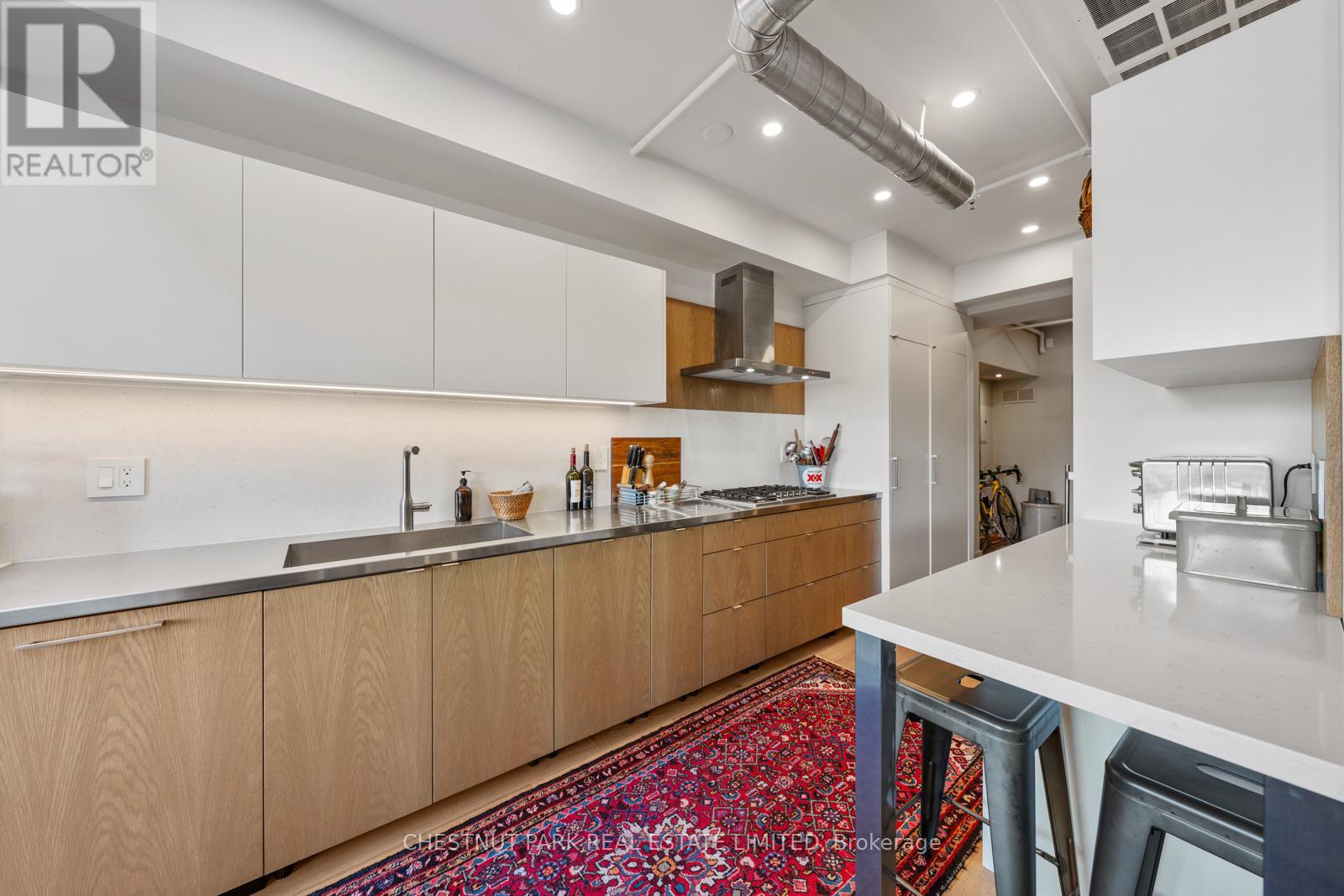 304 - 1852 Queen Street E, Toronto, Ontario  M4L 1H1 - Photo 8 - E13002776