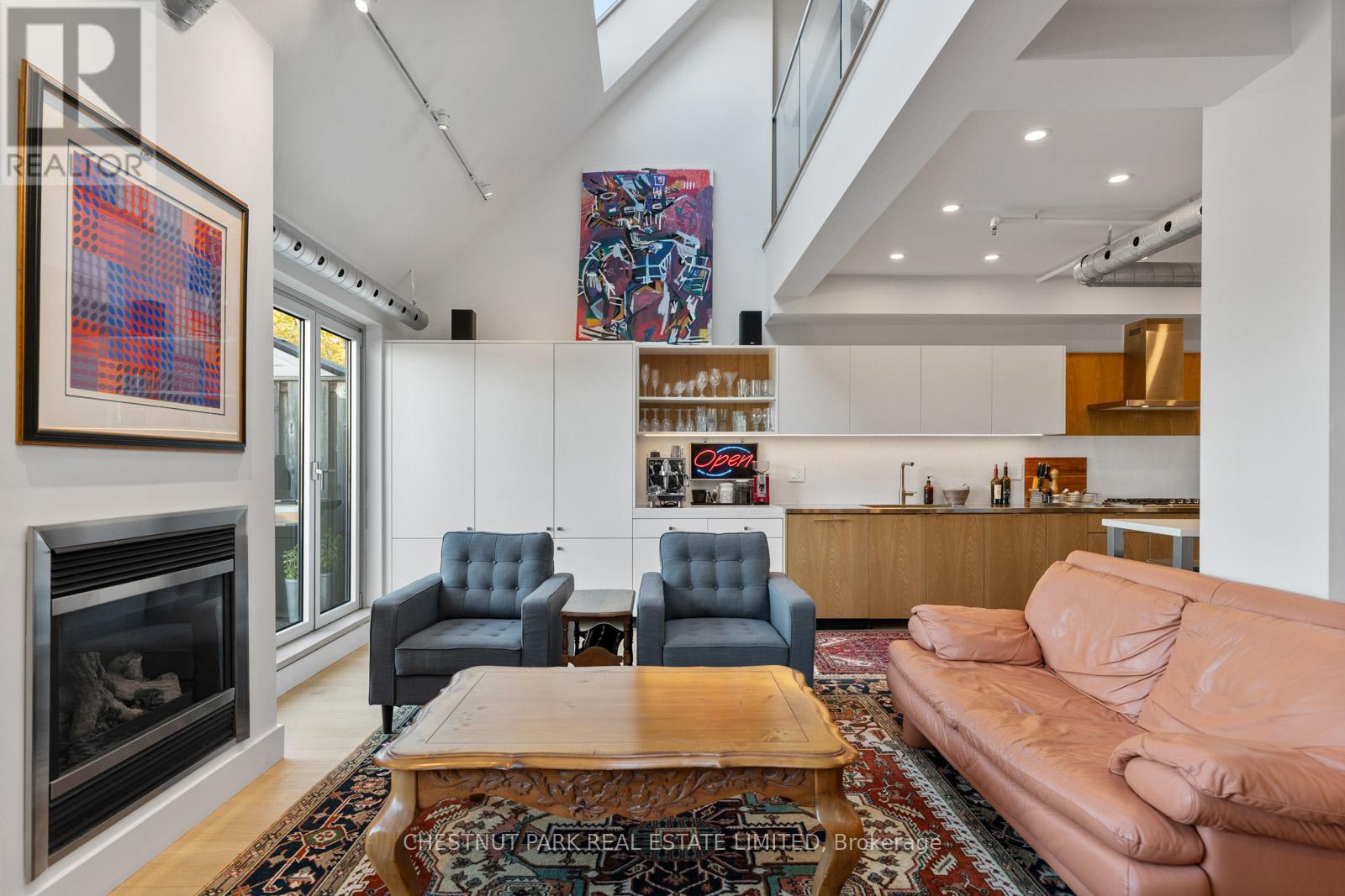 304 - 1852 Queen Street E, Toronto, Ontario  M4L 1H1 - Photo 9 - E13002776