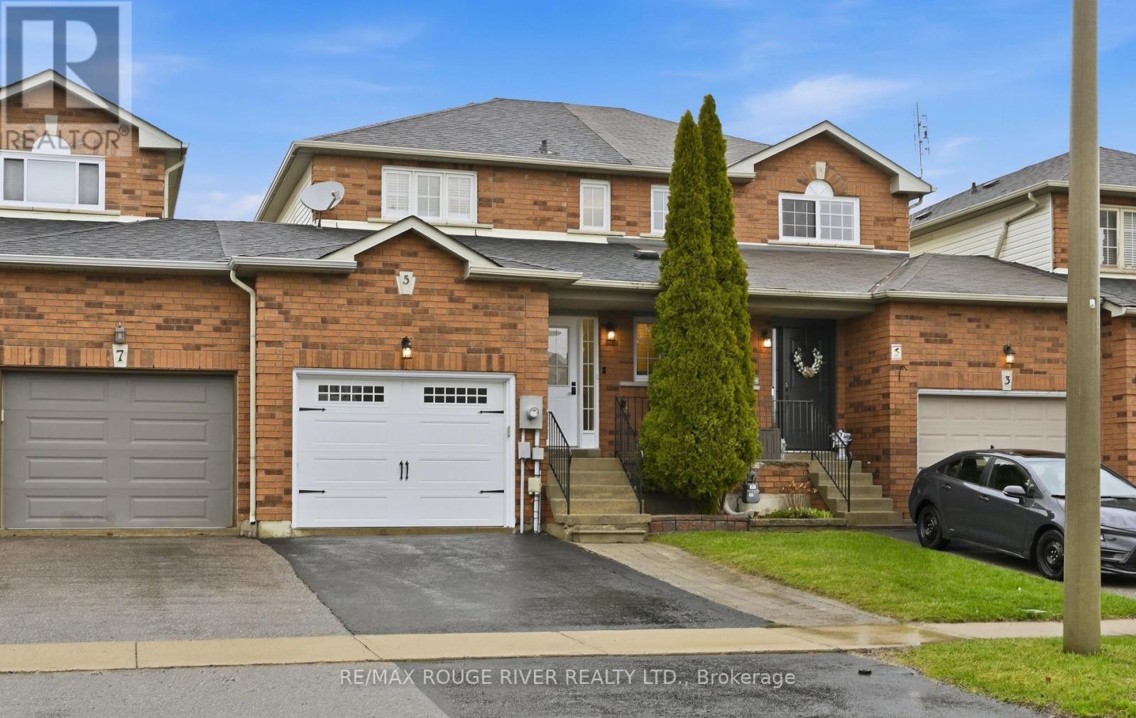5 SOMERSCALES DRIVE, Clarington, Ontario