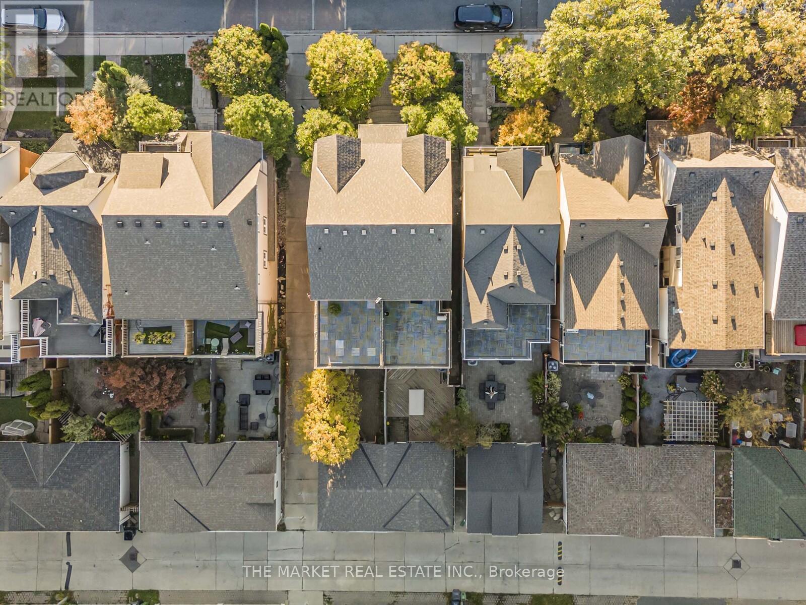 67 Winners Circle, Toronto, Ontario  M4L 3Y7 - Photo 44 - E13002800