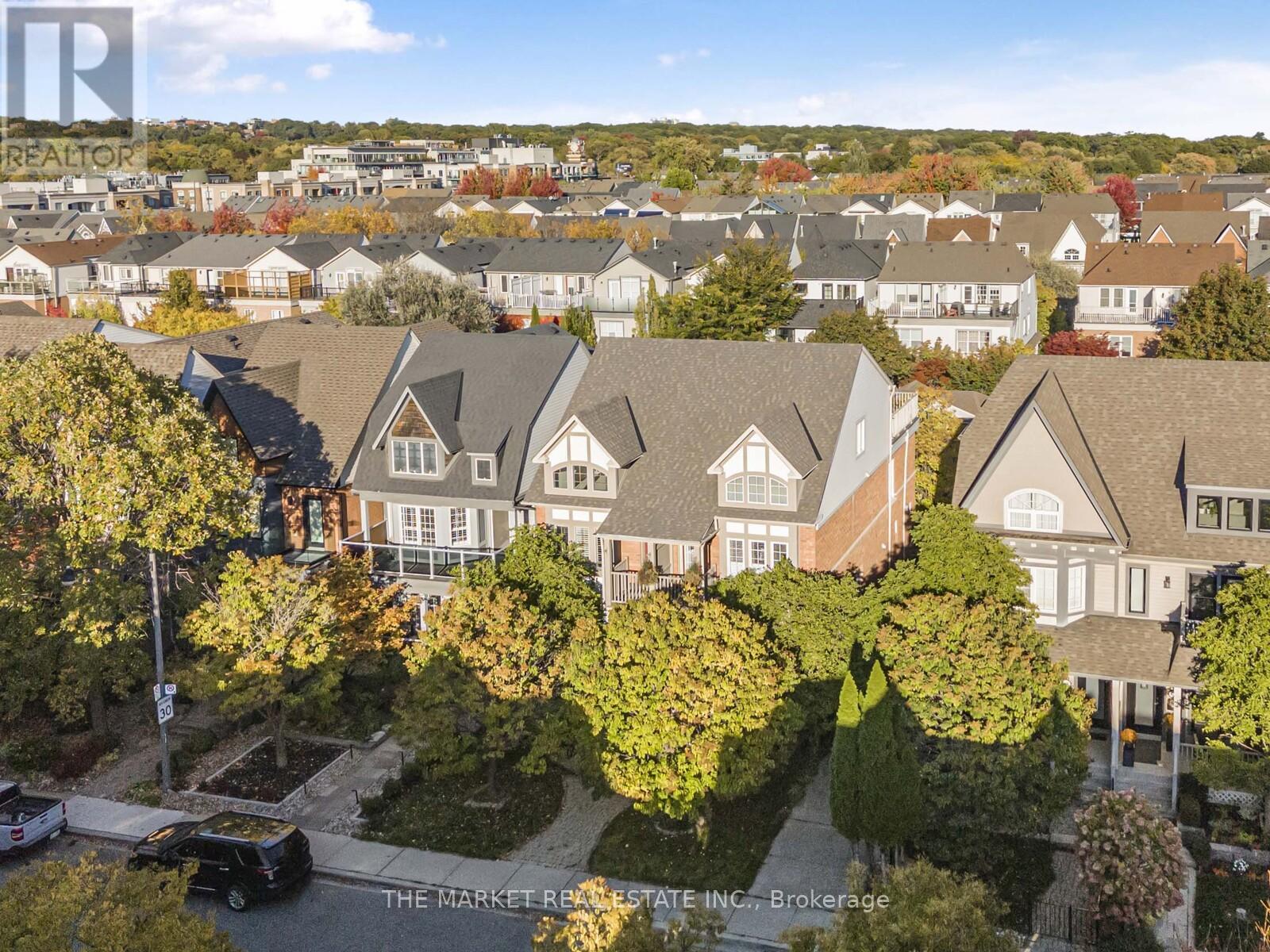 67 Winners Circle, Toronto, Ontario  M4L 3Y7 - Photo 49 - E13002800