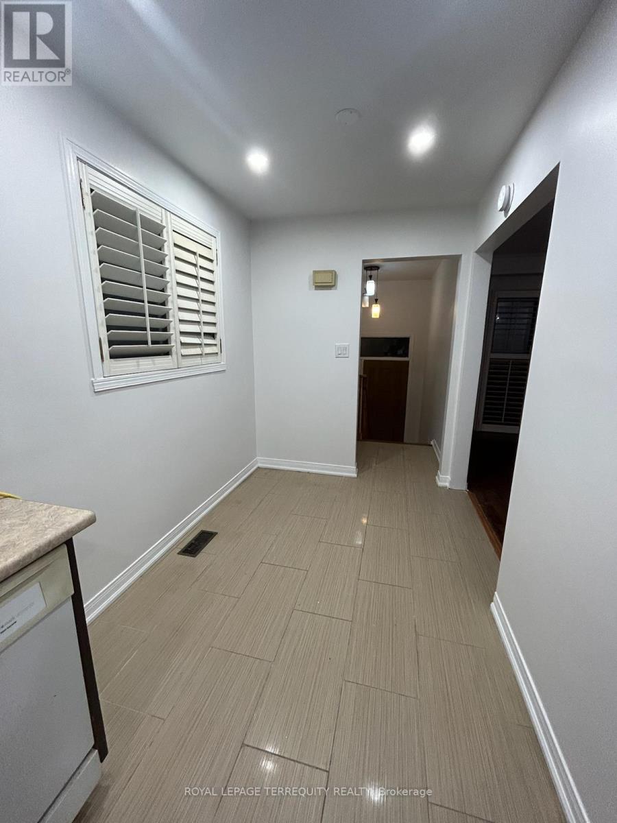 Main - 5 Malta Street, Toronto, Ontario  M1N 2L2 - Photo 14 - E13002836