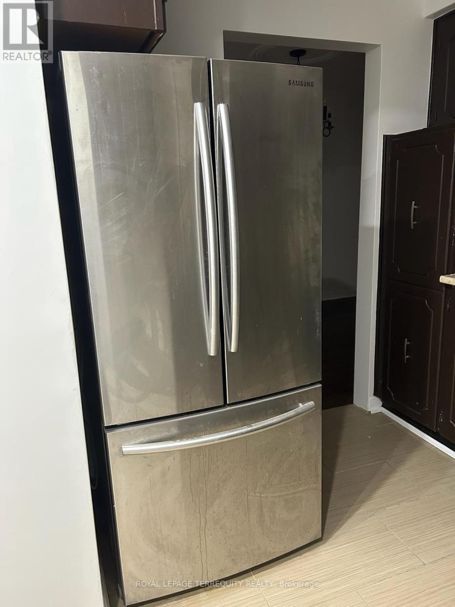 Main - 5 Malta Street, Toronto, Ontario  M1N 2L2 - Photo 6 - E13002836