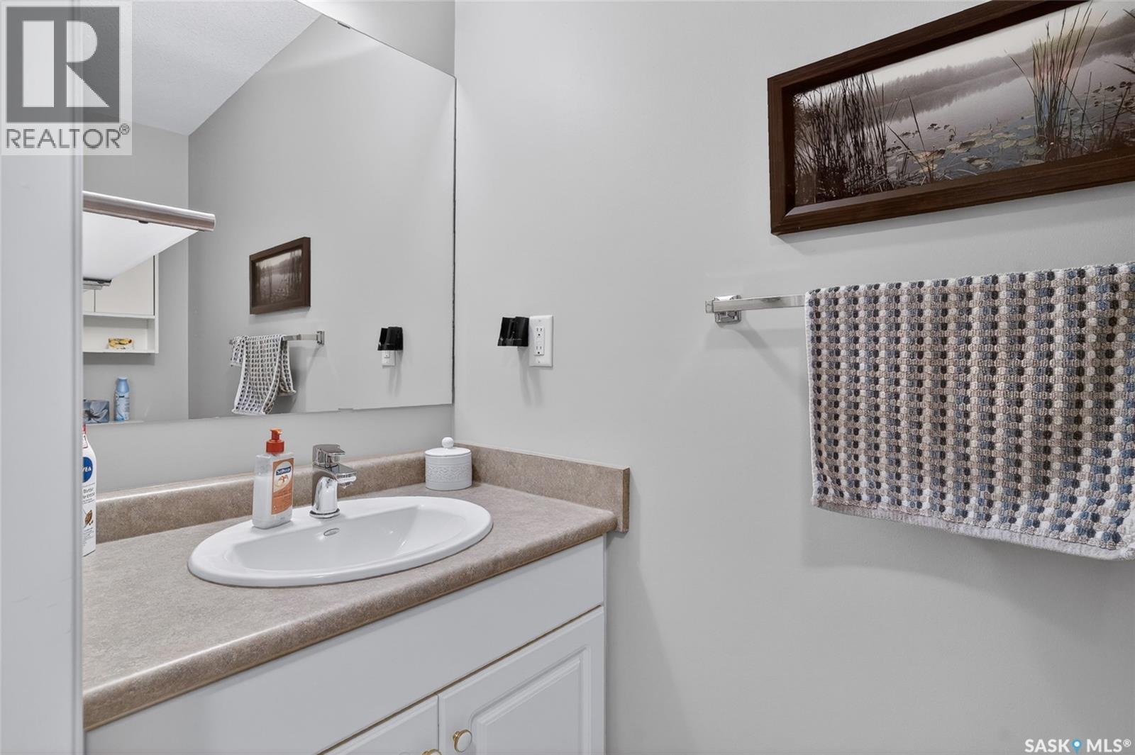 110 810 Mendel Crescent, Saskatoon, Saskatchewan  S7J 5K5 - Photo 17 - SK032960