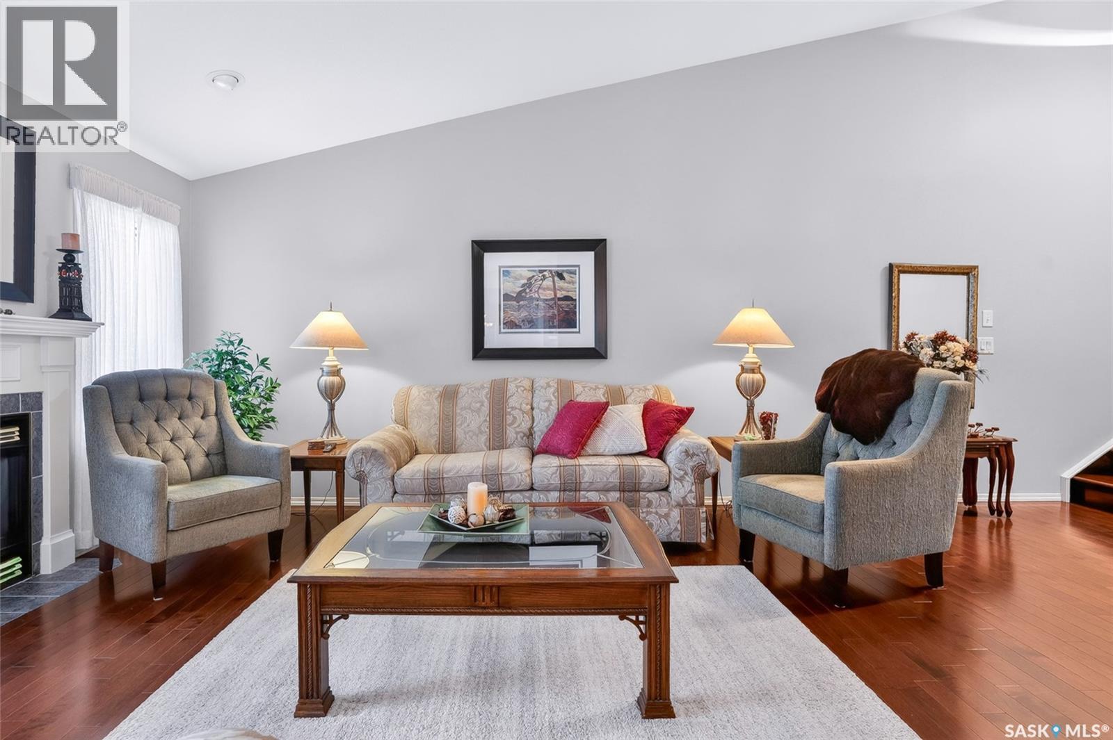 110 810 Mendel Crescent, Saskatoon, Saskatchewan  S7J 5K5 - Photo 3 - SK032960