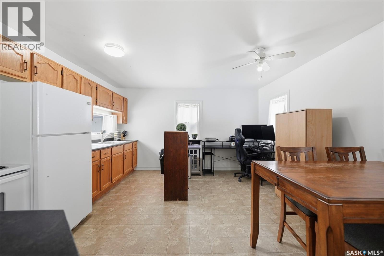 547 5th Street E, Prince Albert, Saskatchewan  S6V 0L9 - Photo 6 - SK032956