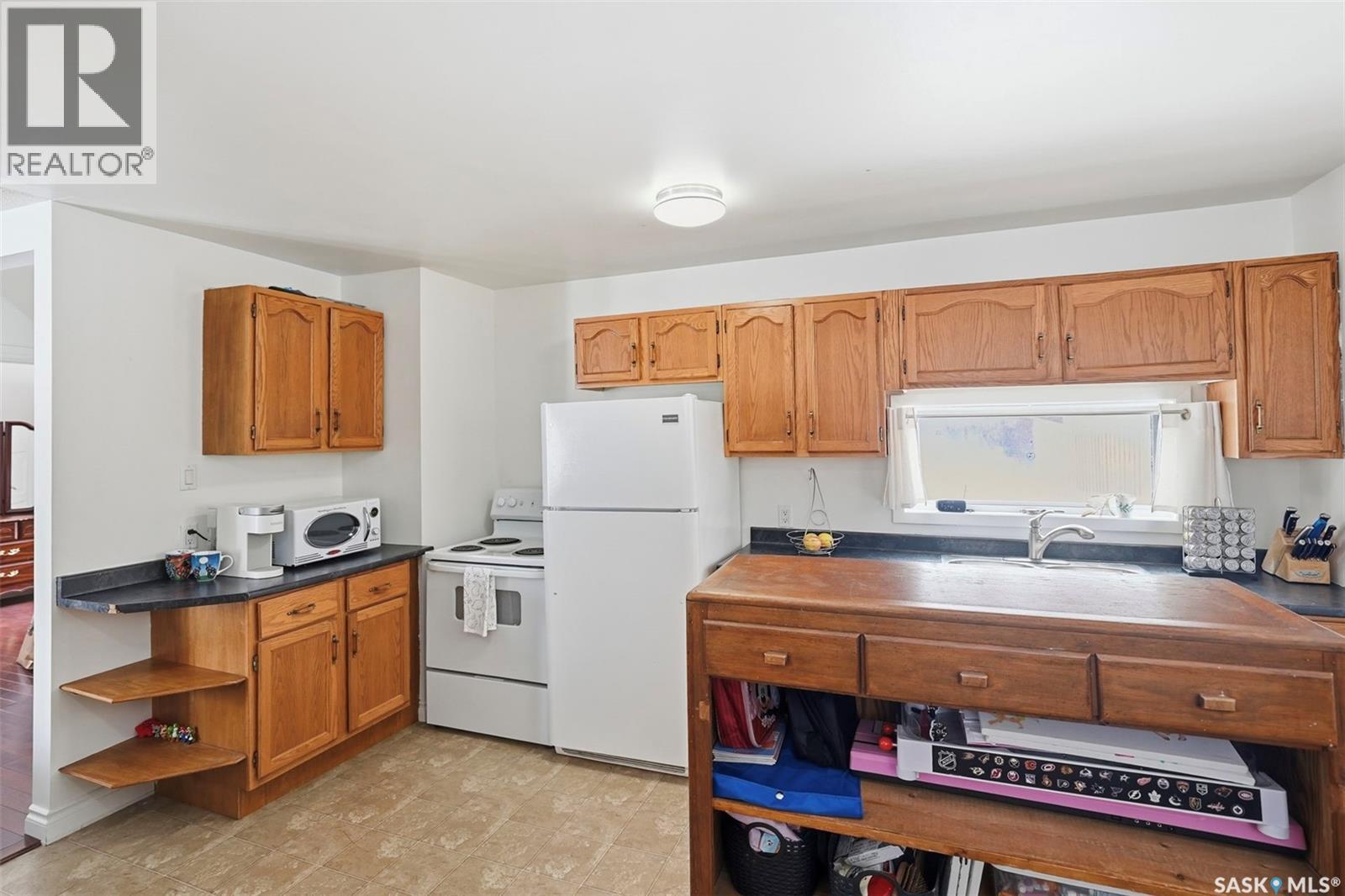 547 5th Street E, Prince Albert, Saskatchewan  S6V 0L9 - Photo 8 - SK032956