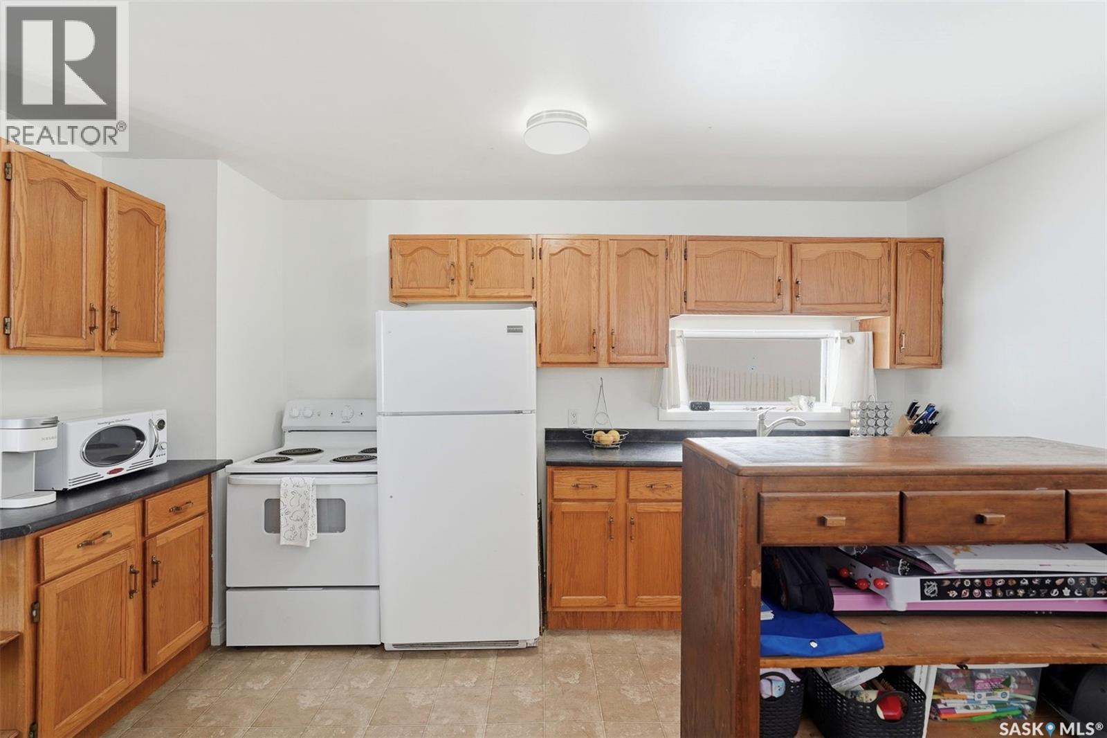 547 5th Street E, Prince Albert, Saskatchewan  S6V 0L9 - Photo 9 - SK032956