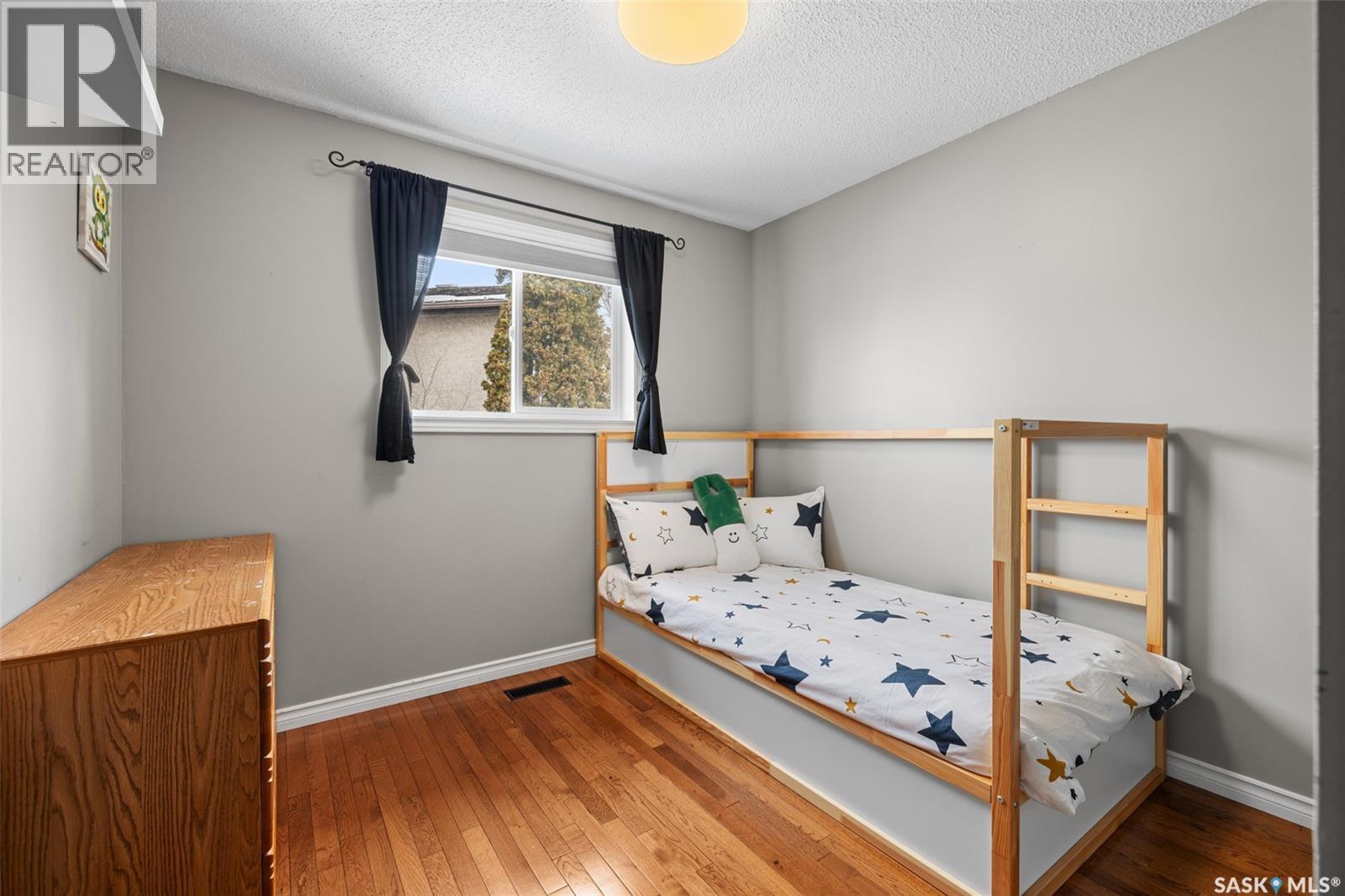 918 East Bay, Regina, Saskatchewan  S4N 6W6 - Photo 10 - SK032882