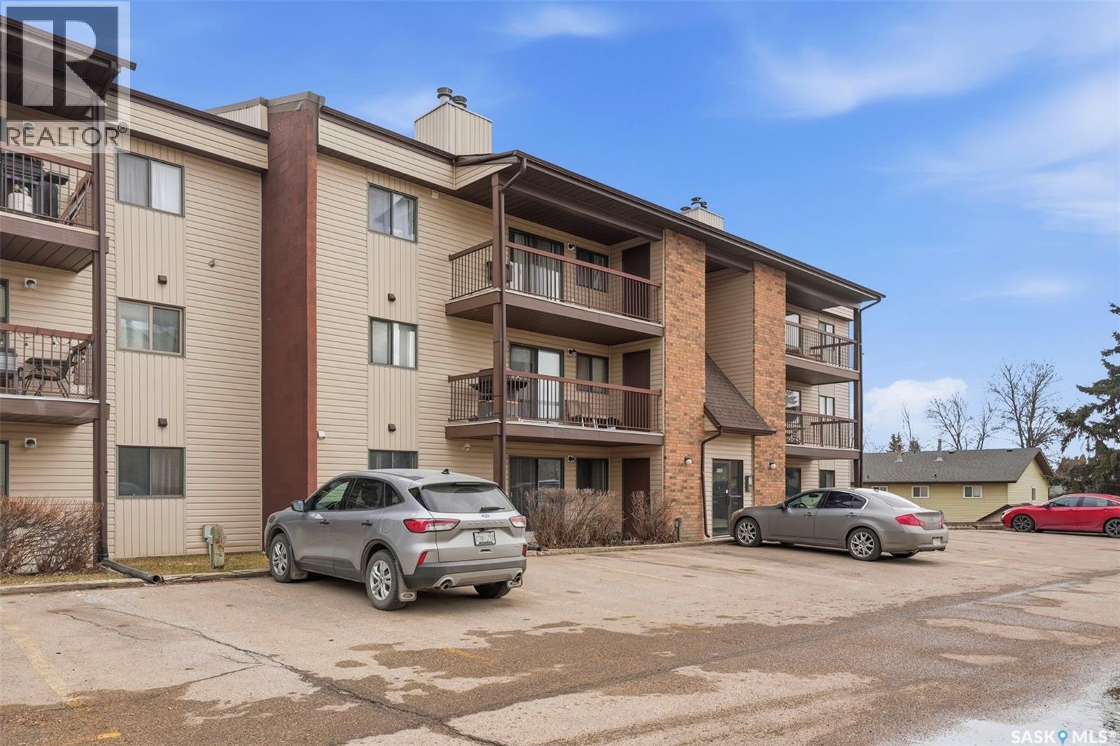 102 385 Kingsmere Boulevard, Saskatoon, Saskatchewan  S7J 4J6 - Photo 3 - SK032802