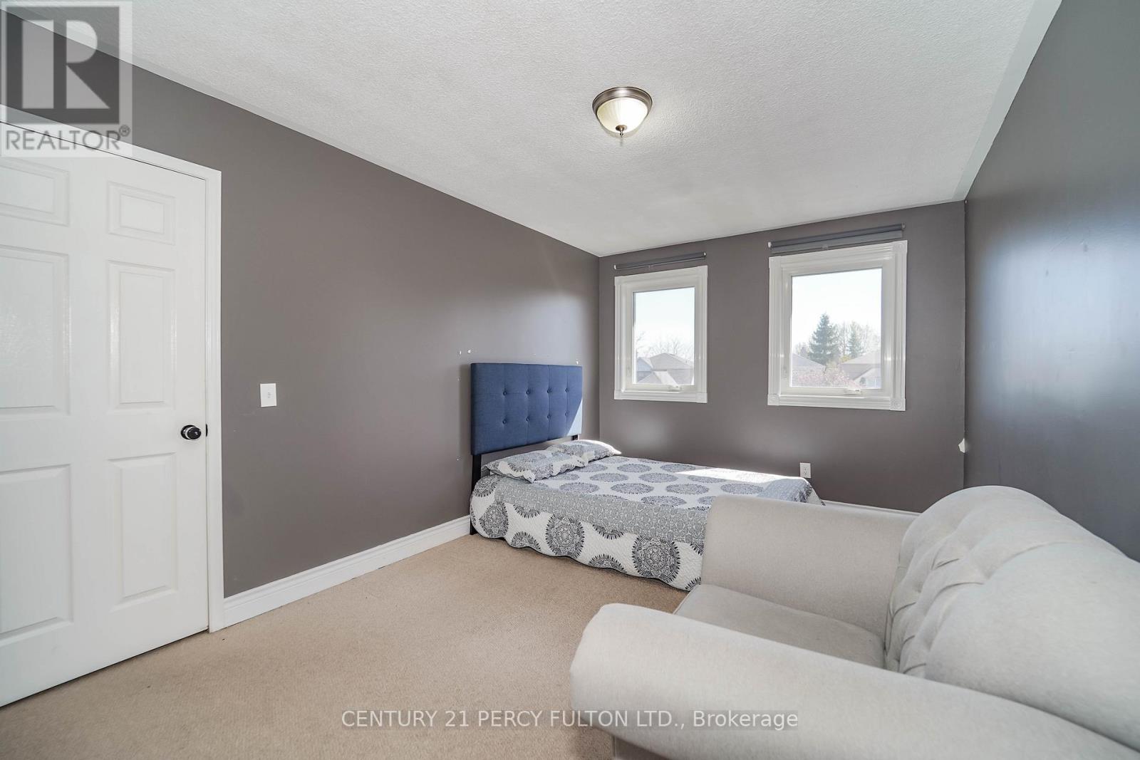 1525 Sturgeon Court, Pickering, Ontario  L1V 5P6 - Photo 20 - E13001376