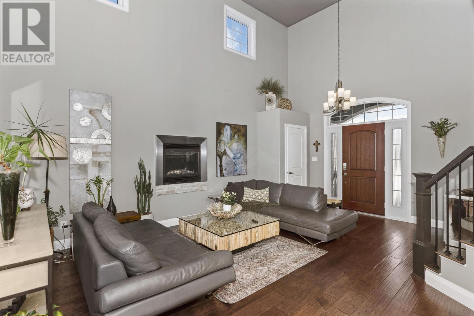 319 Ruby Cres, Thunder Bay, Ontario  P7G 1B1 - Photo 4 - TB2600698