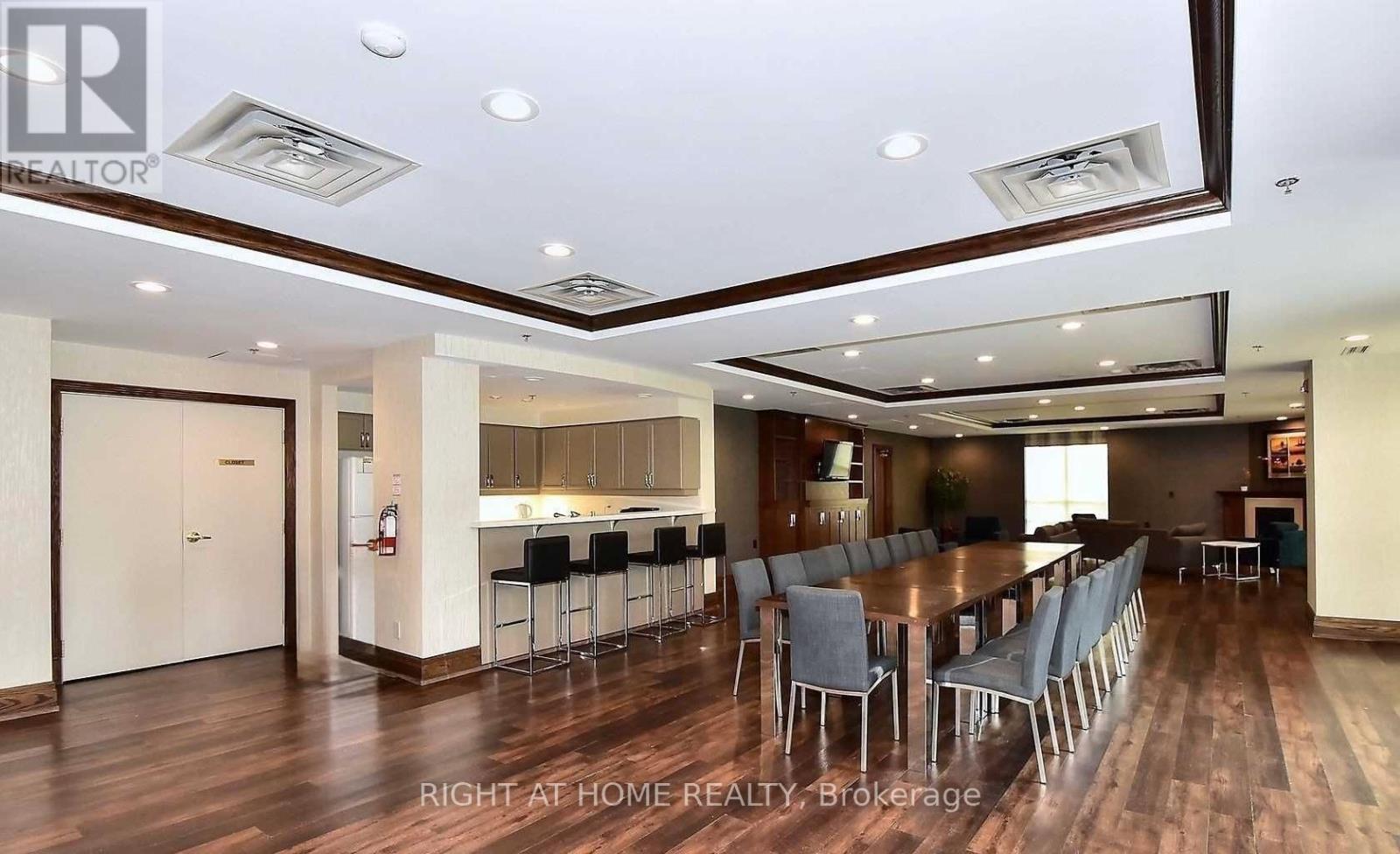 1102 - 23 Oneida Crescent, Richmond Hill, Ontario  L4B 0A2 - Photo 18 - N13002578