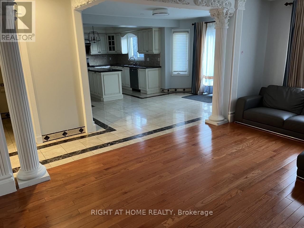 358 Valleymede Drive, Richmond Hill, Ontario  L4B 3E8 - Photo 8 - N13002638