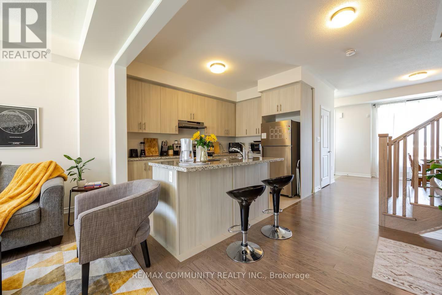 10243 Huntington Road, Vaughan, Ontario  L4H 5J4 - Photo 10 - N13002654