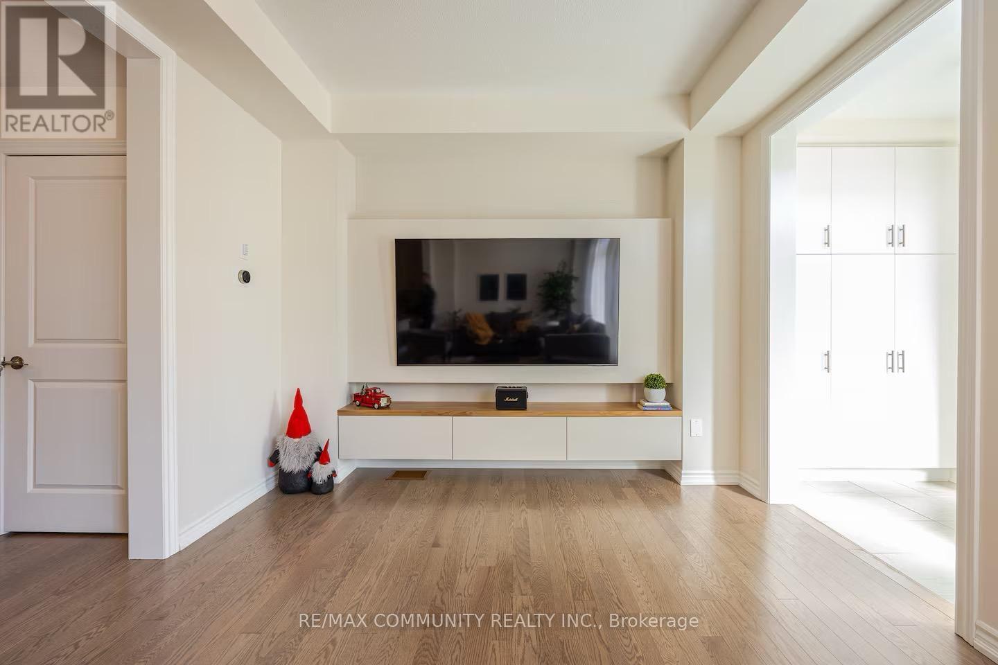 10243 Huntington Road, Vaughan, Ontario  L4H 5J4 - Photo 12 - N13002654