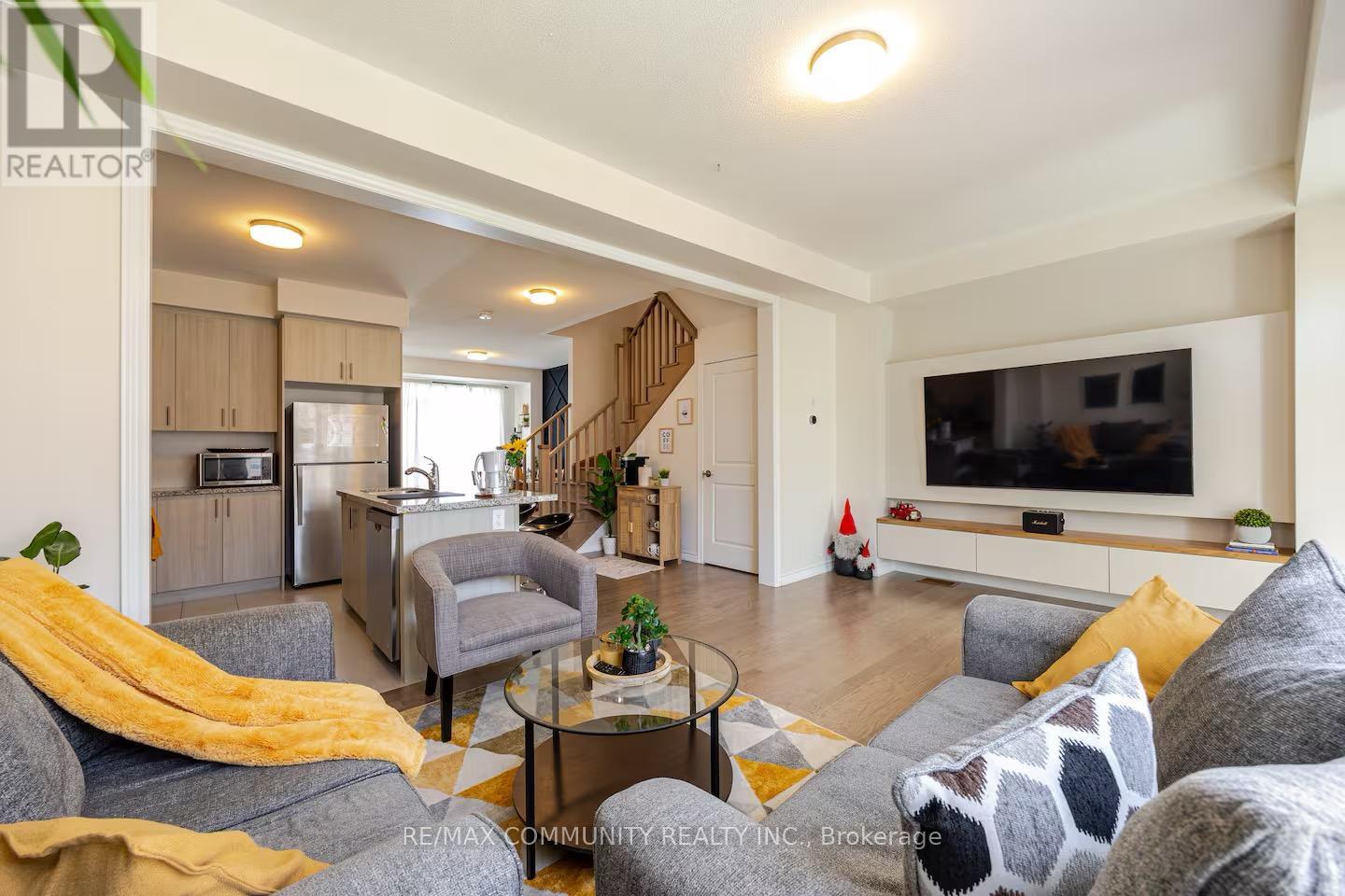 10243 Huntington Road, Vaughan, Ontario  L4H 5J4 - Photo 9 - N13002654