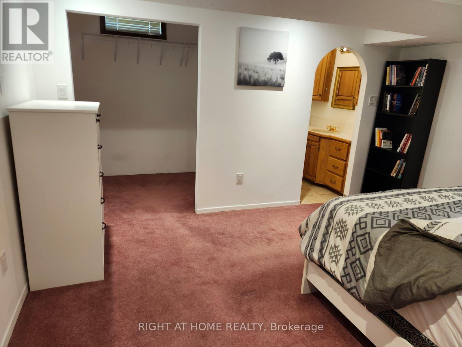 104 Peevers Crescent, Newmarket, Ontario  L3Y 7T1 - Photo 11 - N13002662