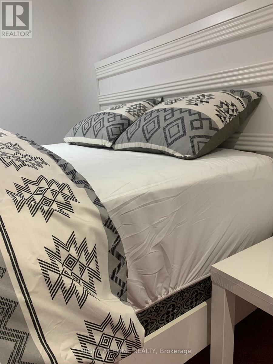 104 Peevers Crescent, Newmarket, Ontario  L3Y 7T1 - Photo 18 - N13002662