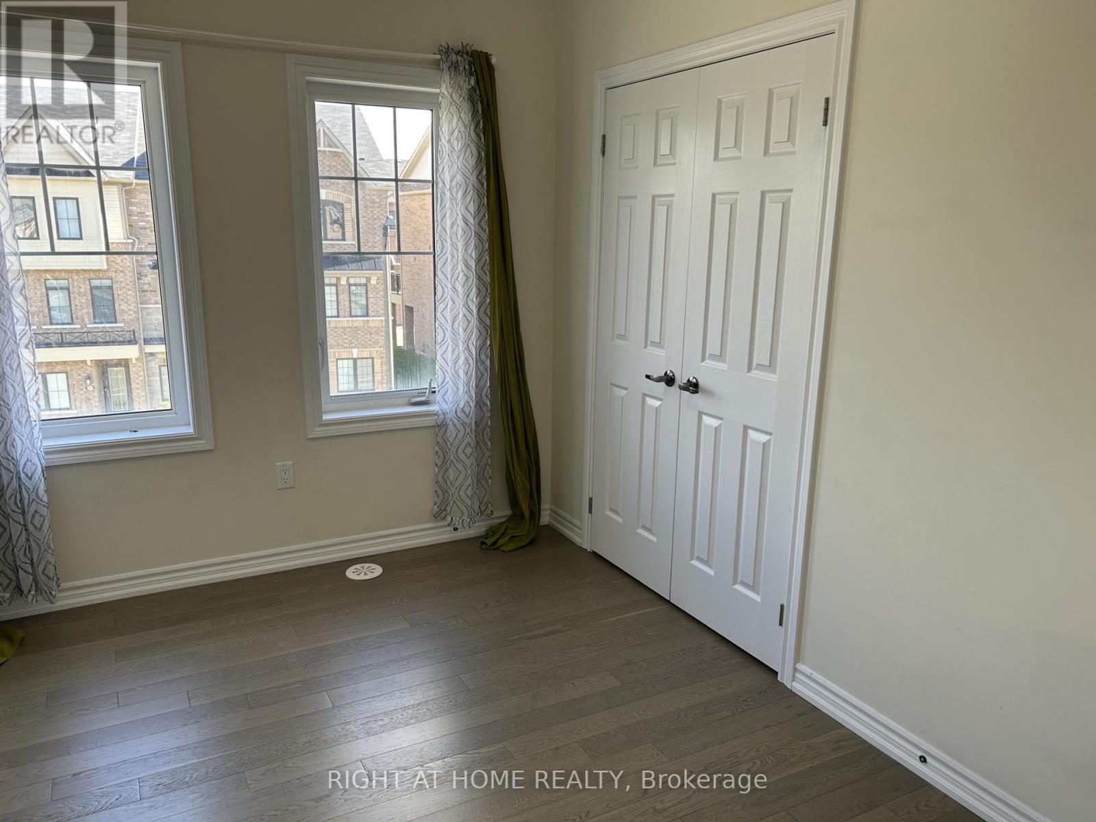 2 Isabella Peach Drive, Markham, Ontario  L6C 0Z1 - Photo 11 - N13002824