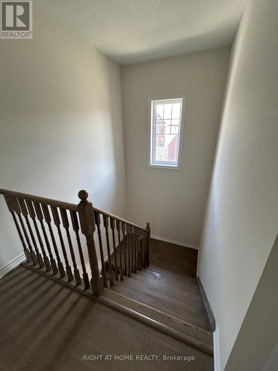 2 Isabella Peach Drive, Markham, Ontario  L6C 0Z1 - Photo 13 - N13002824