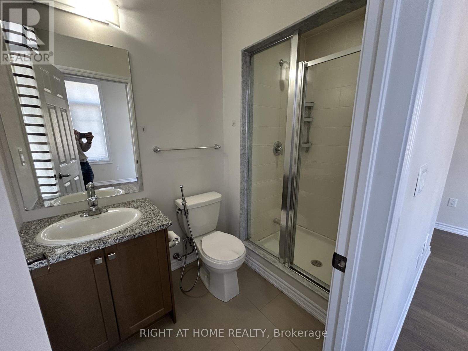 2 Isabella Peach Drive, Markham, Ontario  L6C 0Z1 - Photo 8 - N13002824