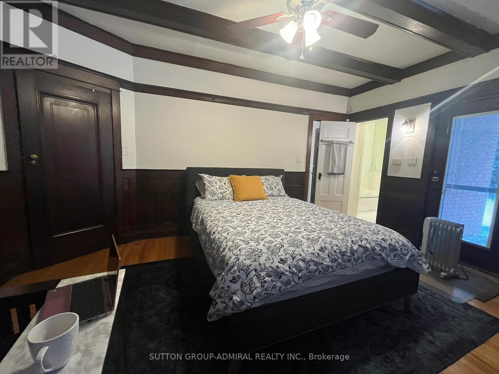 Back Studio Apartment - 335 Palmerston Boulevard, Toronto, Ontario  M6G 2N5 - Photo 12 - C12805064